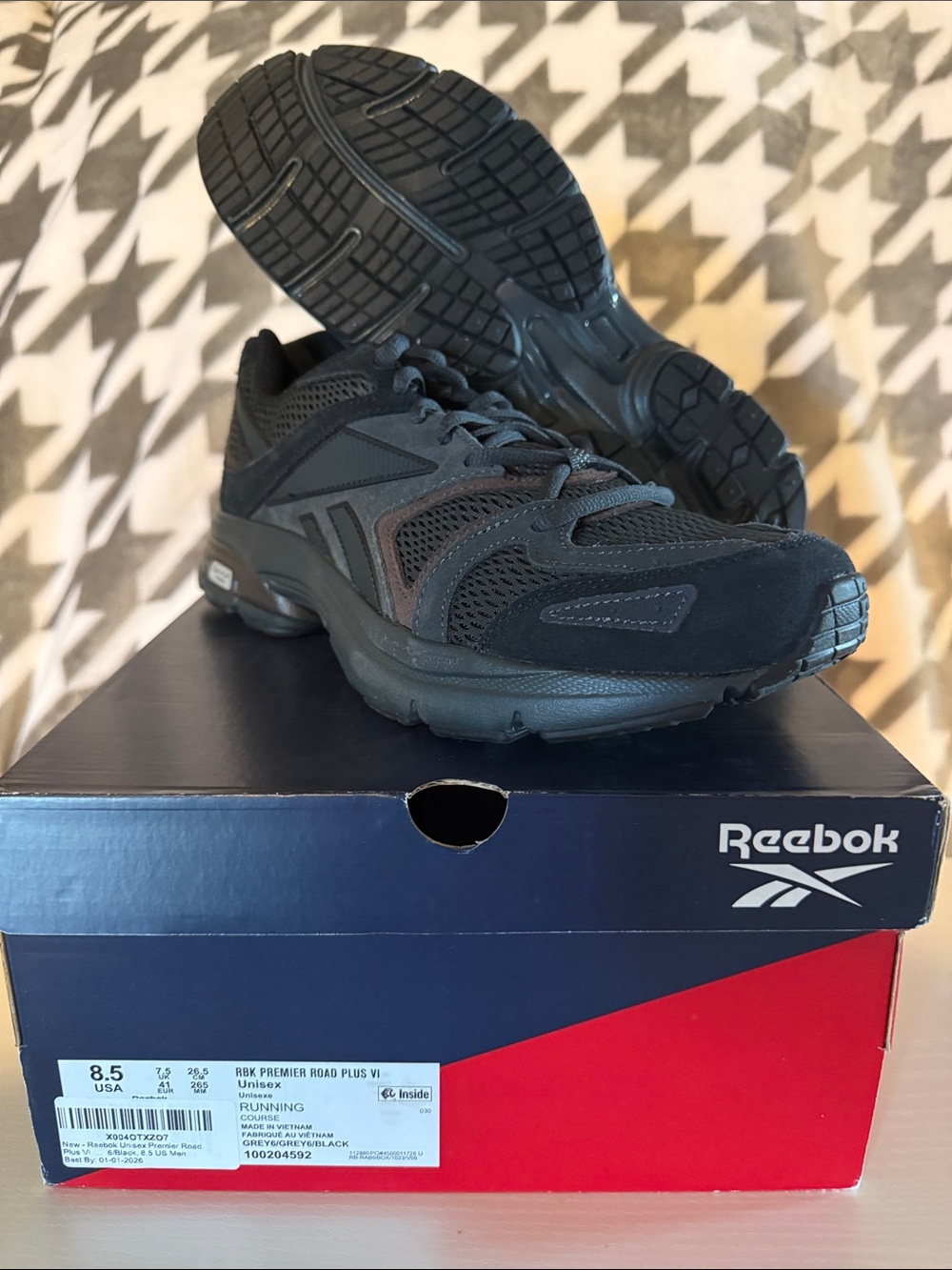 Reebok Men’s Black Athletic Running Shoes